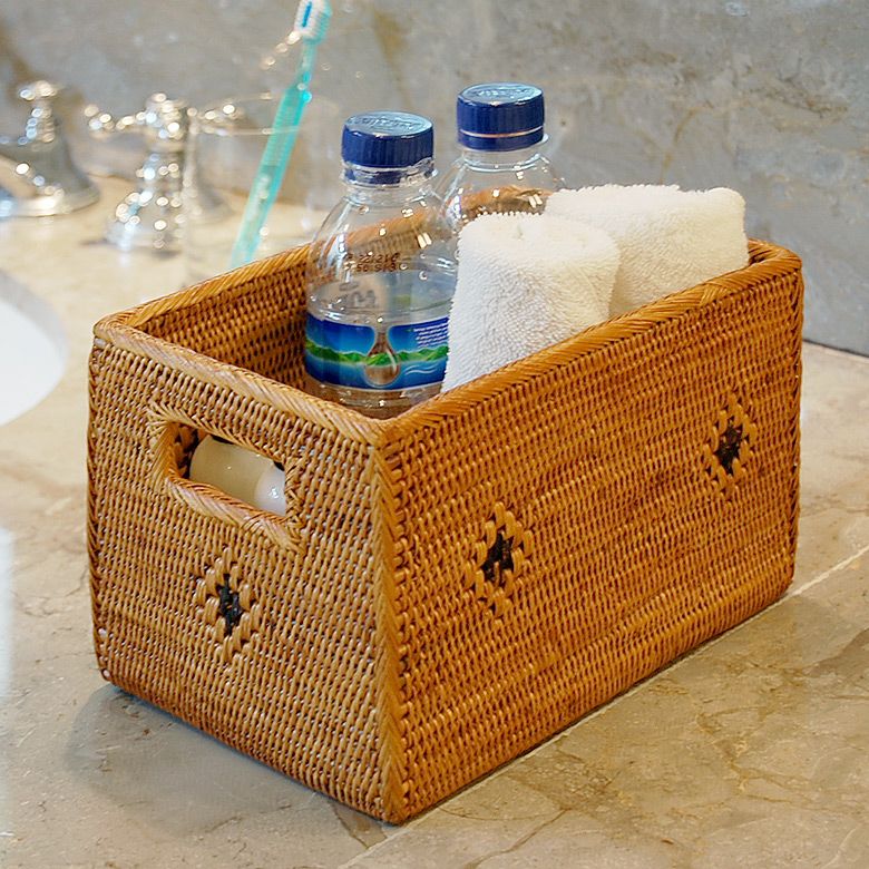 000000000142-04.jpg?size=l&w=