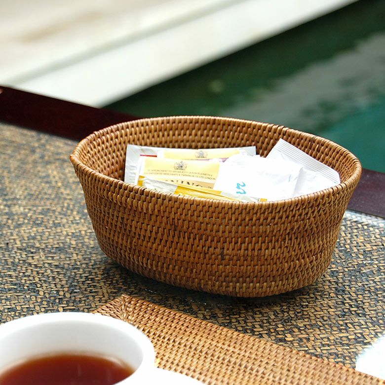 アタで編まれた楕円形のキャンディバスケット トレー かごトレイ 小物