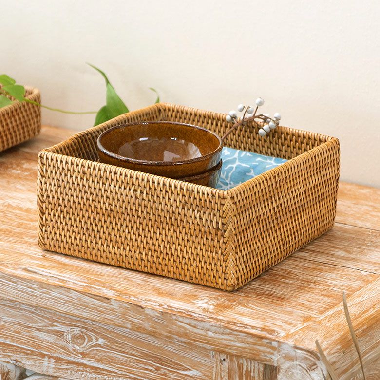 000000000978-01.jpg?size=l&w=