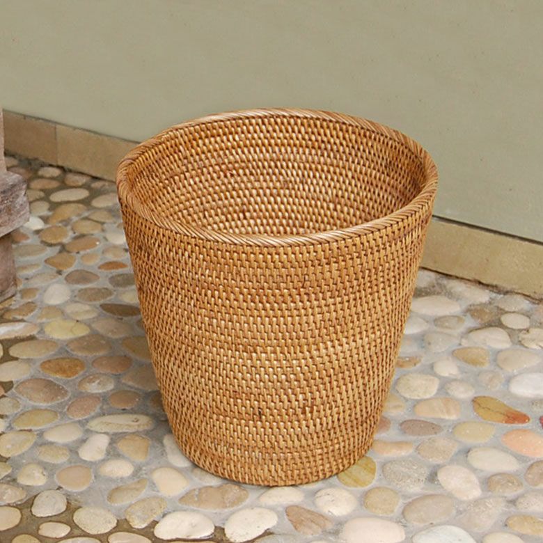ラタンで編まれた丸いバスケット[10687]【丸形 円形 丸い 見えない