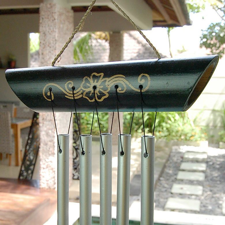 バンブーとアルミで出来た小さな民族模様の優しい音色の風鈴[10917