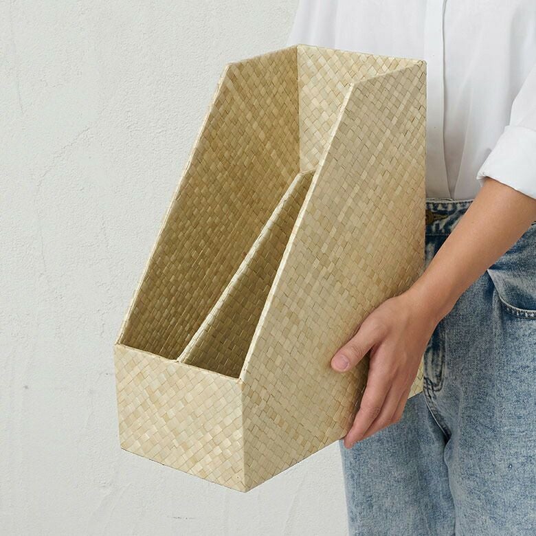 パンダンで出来たブックスタンドボックス 2色展開 A4縦型 間仕切り2