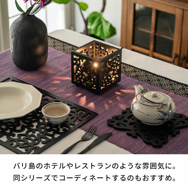 ロータスモチーフのアートパネルランプ MULIA ムリア 木彫りランプ