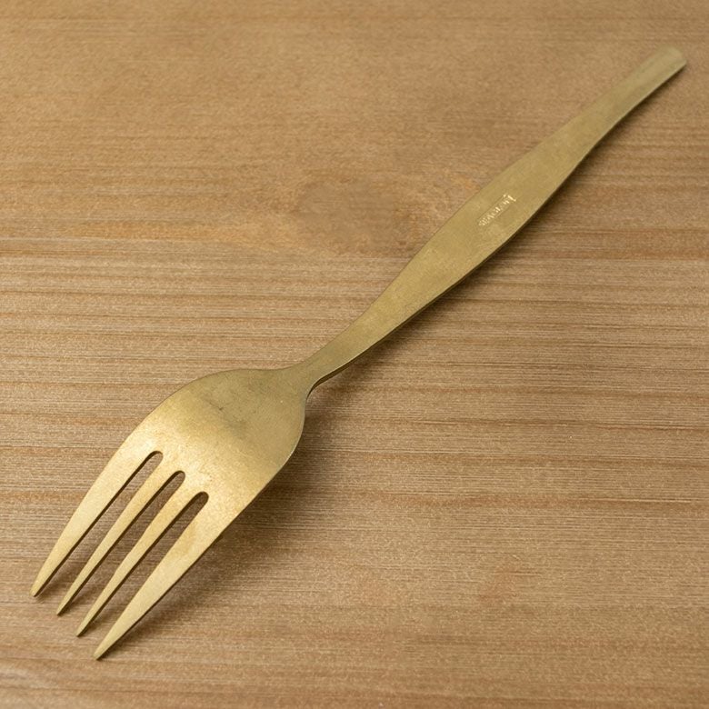 ディナーフォークマットゴールドつや消しヴェリーノVelino結婚祝い食洗機対応フォークカトラリー金ステンレスシリーズキッチンプレゼントゴールドカトラリーテーブルセッティングテーブルコーディネートおしゃれ北欧メール便対応[66658]