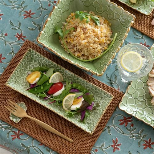 長角皿 プルメリアモチーフ Mサイズ 25.7cm×12.1cm ホワイト グリーン