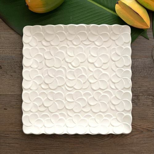 スクエアプレート プルメリアモチーフ Lサイズ 25cm角 ホワイト 陶器製