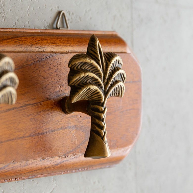 取っ手 ヤシの木型 Mサイズ 幅4.5cm 高さ6cm アンティーク風 真鍮製