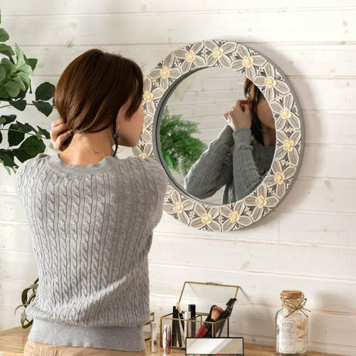 ラウンドミラー 木彫り風 花モチーフ 壁掛けミラー 径約52cm 3.6kg