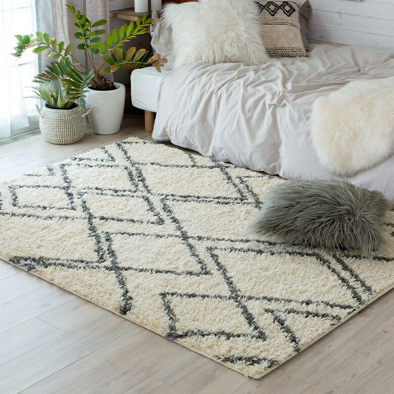 6畳の部屋に調度いいモロッカンスタイルのベニワレンデザインラグ BOHO