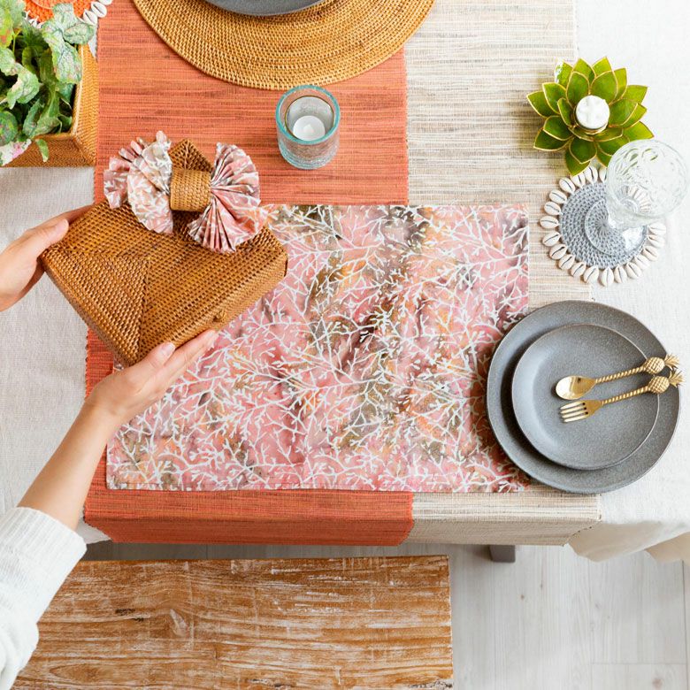 メール便対応】ランチョンマット バティック 布 さらさ 更紗