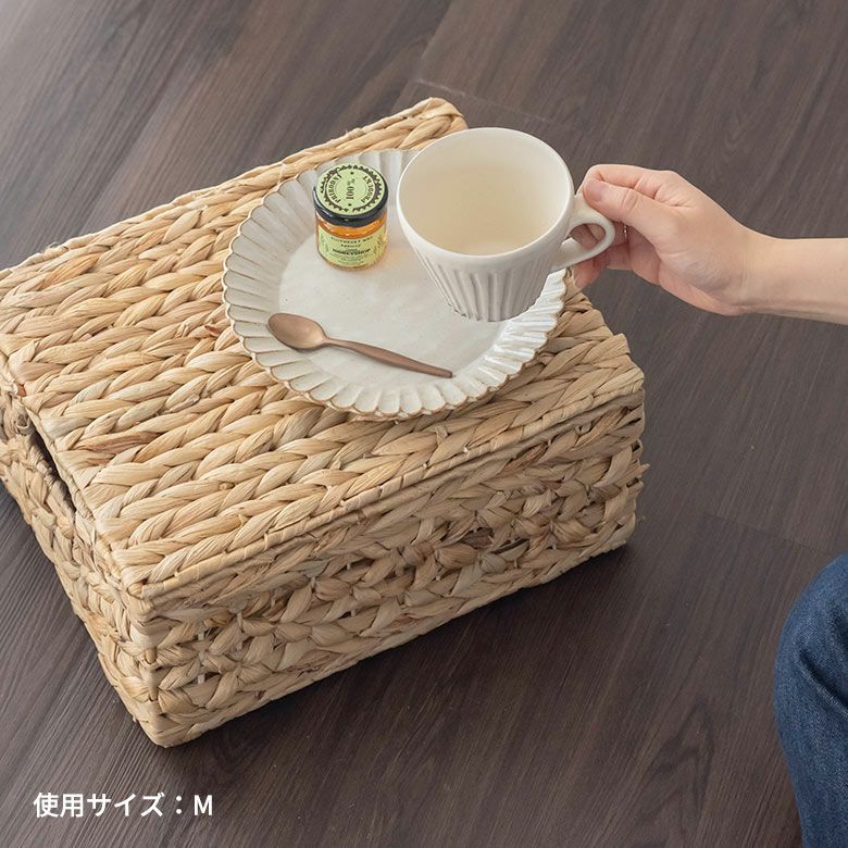 麦の穂のようなふんわり編み目が可愛いフタ付き収納バスケット