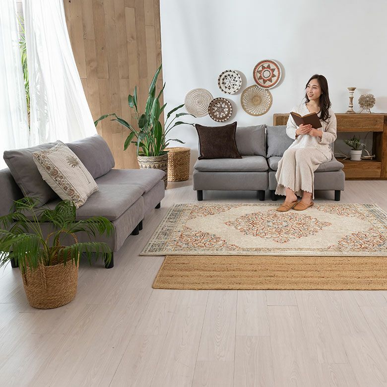 ソファ 一人掛け 背もたれあり 肘掛け無し 脚付き ベンチチェア