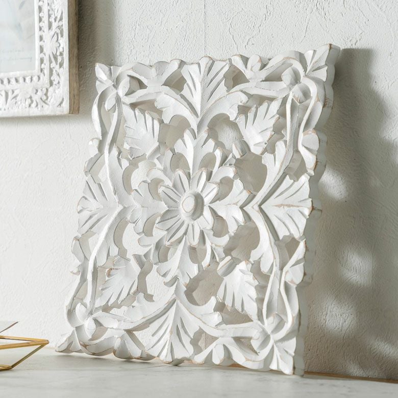 木彫り レリーフ 壁掛け アカンサス 白 ホワイト インド製 正方形 約 W