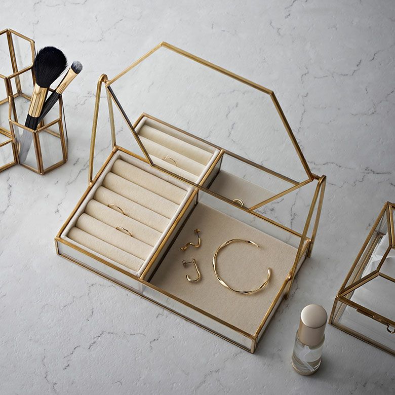 000000005920-14.jpg?size=l&w=