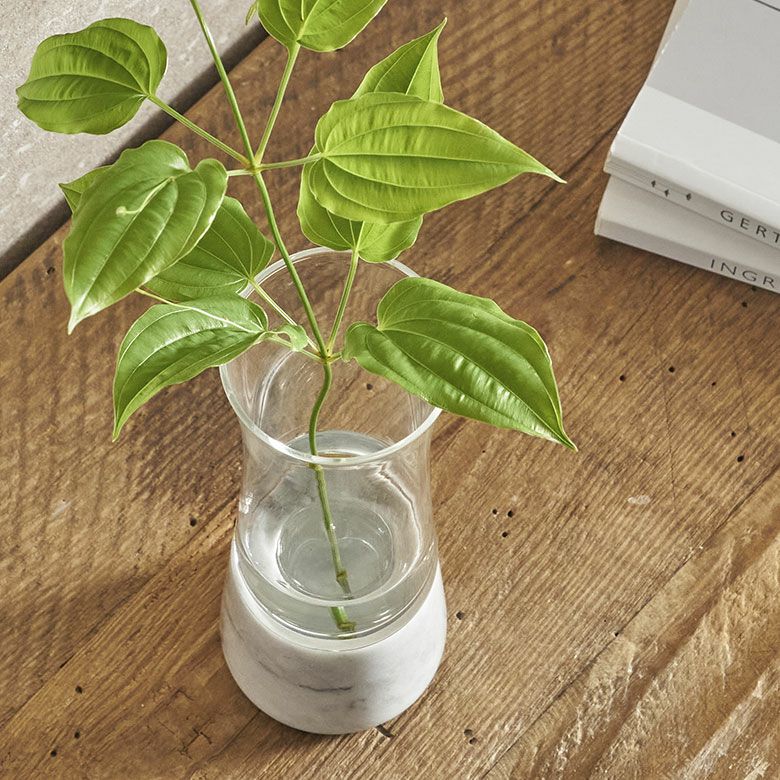 フラワーベース 花瓶 花びん 水入れ可 ショート 約 W 7cm D 7cm H 20cm