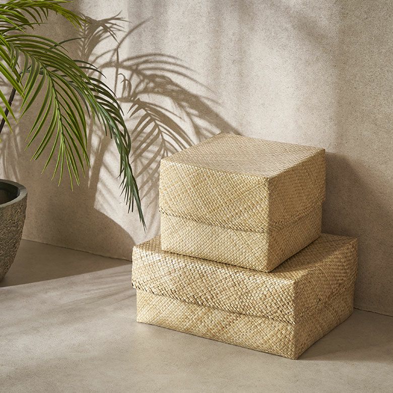 レザーのような質感のパンダン収納ボックス フタ付き 約25×25×19.5cm