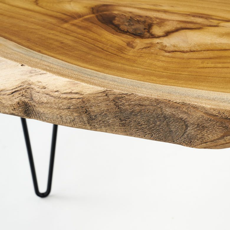 天然木チークウッド無垢材の切り株をそのまま生かして作られたロー