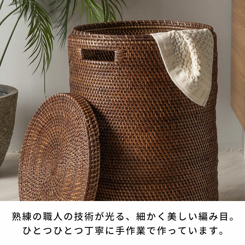 ランドリーバスケットやゴミ箱にも使える天然素材で編まれたフタ付き