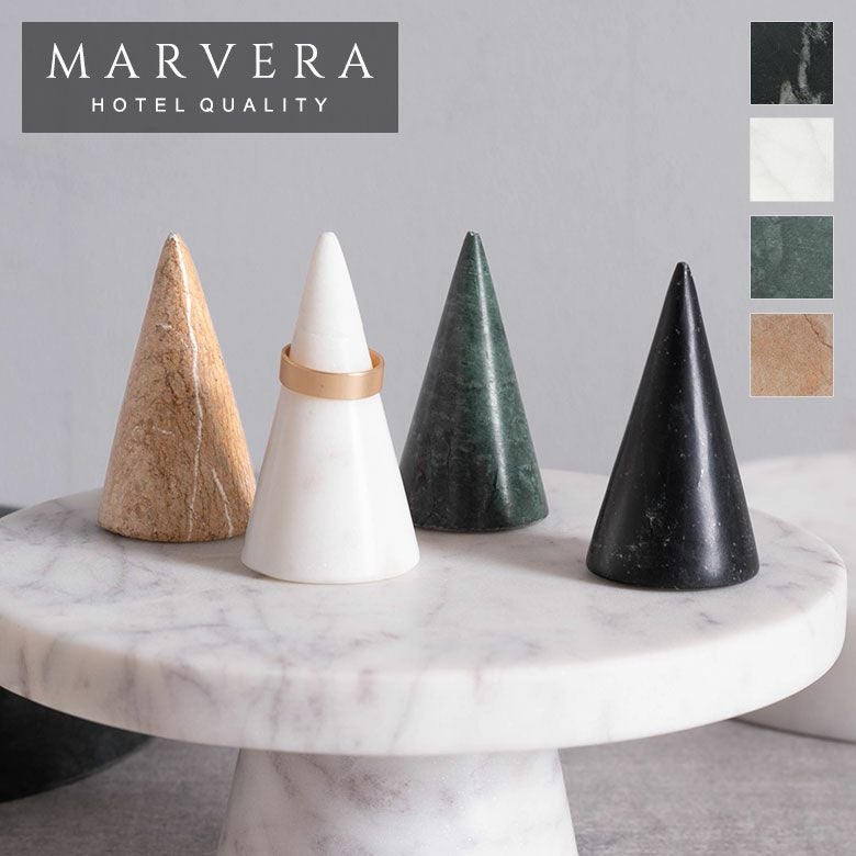 まるでホテルのようなモダンで上品な空間に格上げできるシンプルで洗練